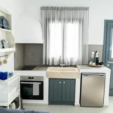 Lemon Tree Apartment